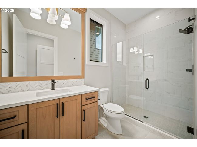Attached Bathroom #1 | Image 24