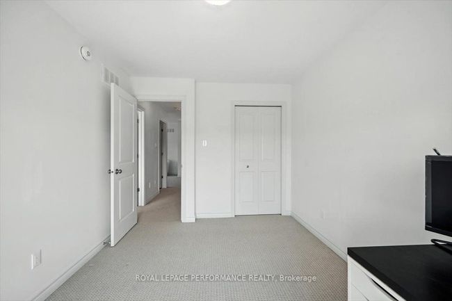 665 Cordelette Cir, House attached with 3 bedrooms, 3 bathrooms and 4 parking in Orleans ON | Image 31