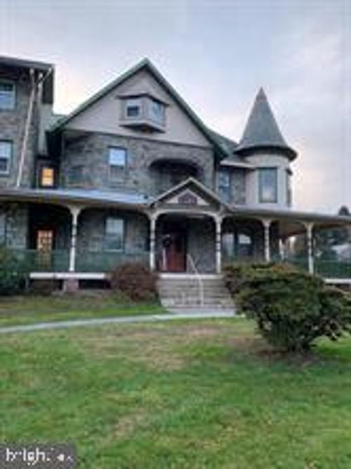 apt-b2-192 N Lansdowne Ave, LANSDOWNE, PA, 19050-1526 | Card Image