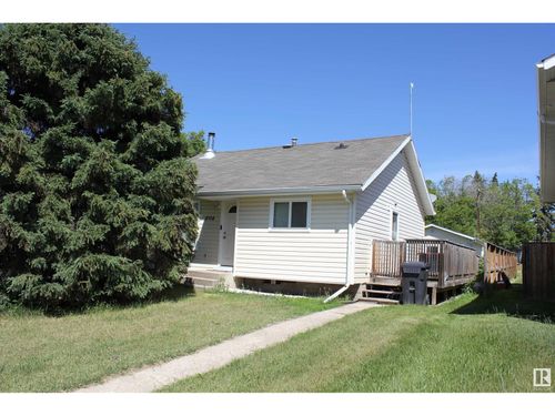 4914 51 Ave, Elk Point, AB, T0A0B9 | Card Image