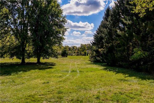 734 Barlow Rd, Hudson, OH, 44236-3703 | Card Image