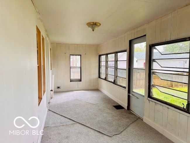 view of sunroom | Image 6