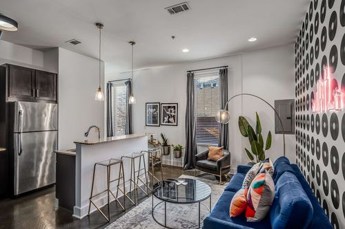 apt-201-210 30th Ave N, Nashville, TN, 37203-1547 | Card Image