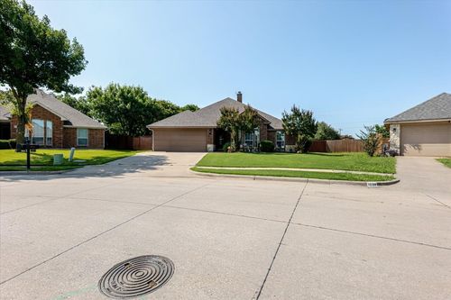 1029 White Marlin Dr, Burleson, TX, 76028-8155 | Card Image