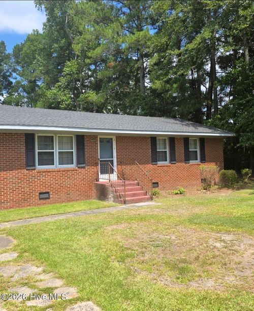1804 Midgette Ln, Greenville, NC, 27834-6672 | Card Image
