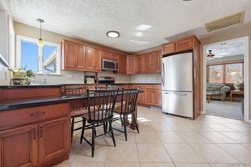 667 Milltown Rd, Brewster, NY, 10509-5106 | Card Image