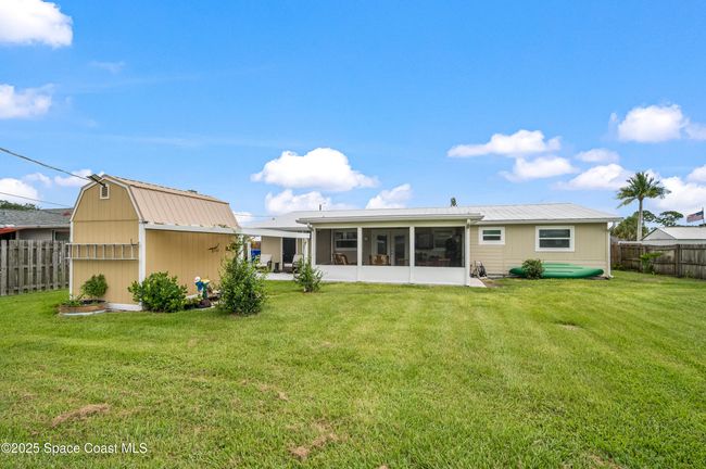 262 Dock Ave, House other with 2 bedrooms, 2 bathrooms and null parking in SEBASTIAN FL | Image 33