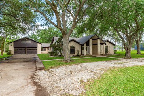 1420 Avenue L, Santa Fe, TX, 77510-8900 | Card Image