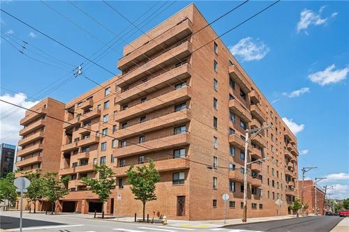 609-307 S Dithridge St, Oakland, PA, 15213-3519 | Card Image