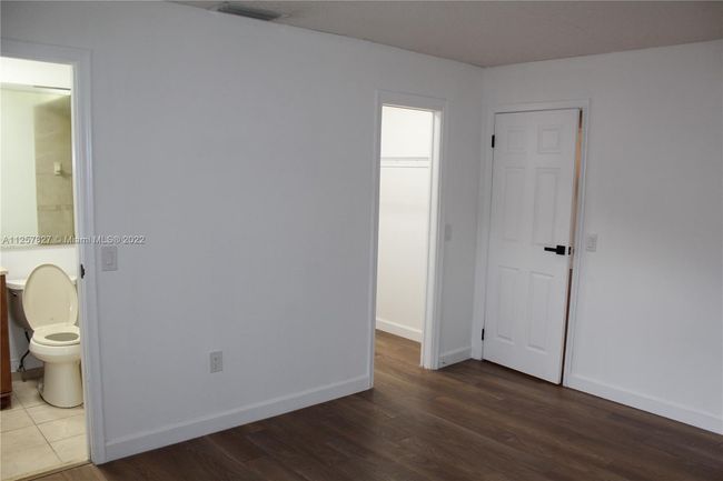 0 - 700 N Douglas Rd, House other with 4 bedrooms, 2 bathrooms and null parking in Pembroke Pines FL | Image 12