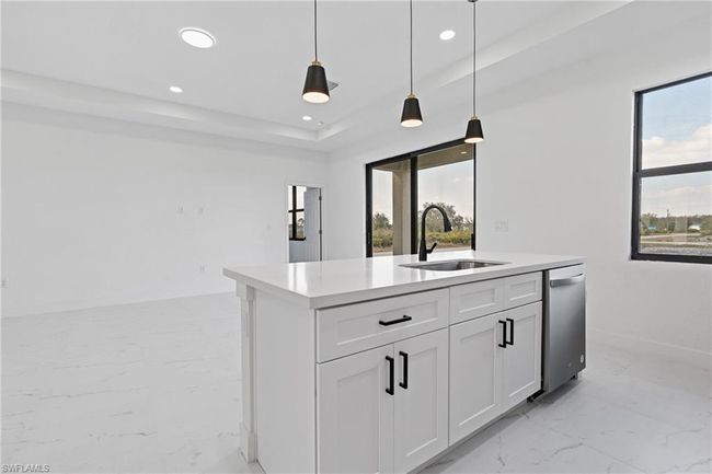 3129 71 St St W, House other with 3 bedrooms, 2 bathrooms and 2 parking in LEHIGH ACRES FL | Image 7