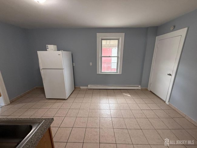 54 Larch St, Condo with 2 bedrooms, 1 bathrooms and null parking in Carteret NJ | Image 8