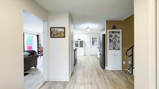 205 Blake St W, House other with 2 bedrooms, 3 bathrooms and 2 parking in Goderich ON | Image 5