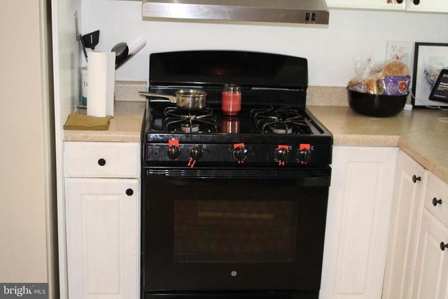 409 N York St, Home with 3 bedrooms, 1 bathrooms and null parking in POTTSTOWN PA | Image 12