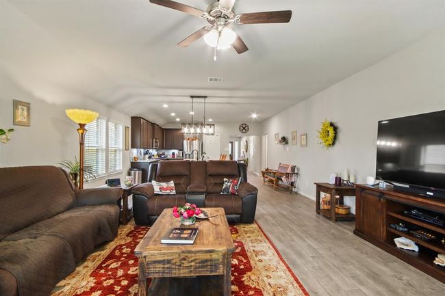914 Golden Willow Ln, House other with 4 bedrooms, 3 bathrooms and 2 parking in Conroe TX | Image 8