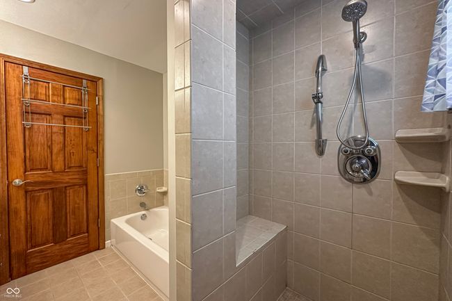 Full Bath w/ Tub & Walk-In Shower | Image 13