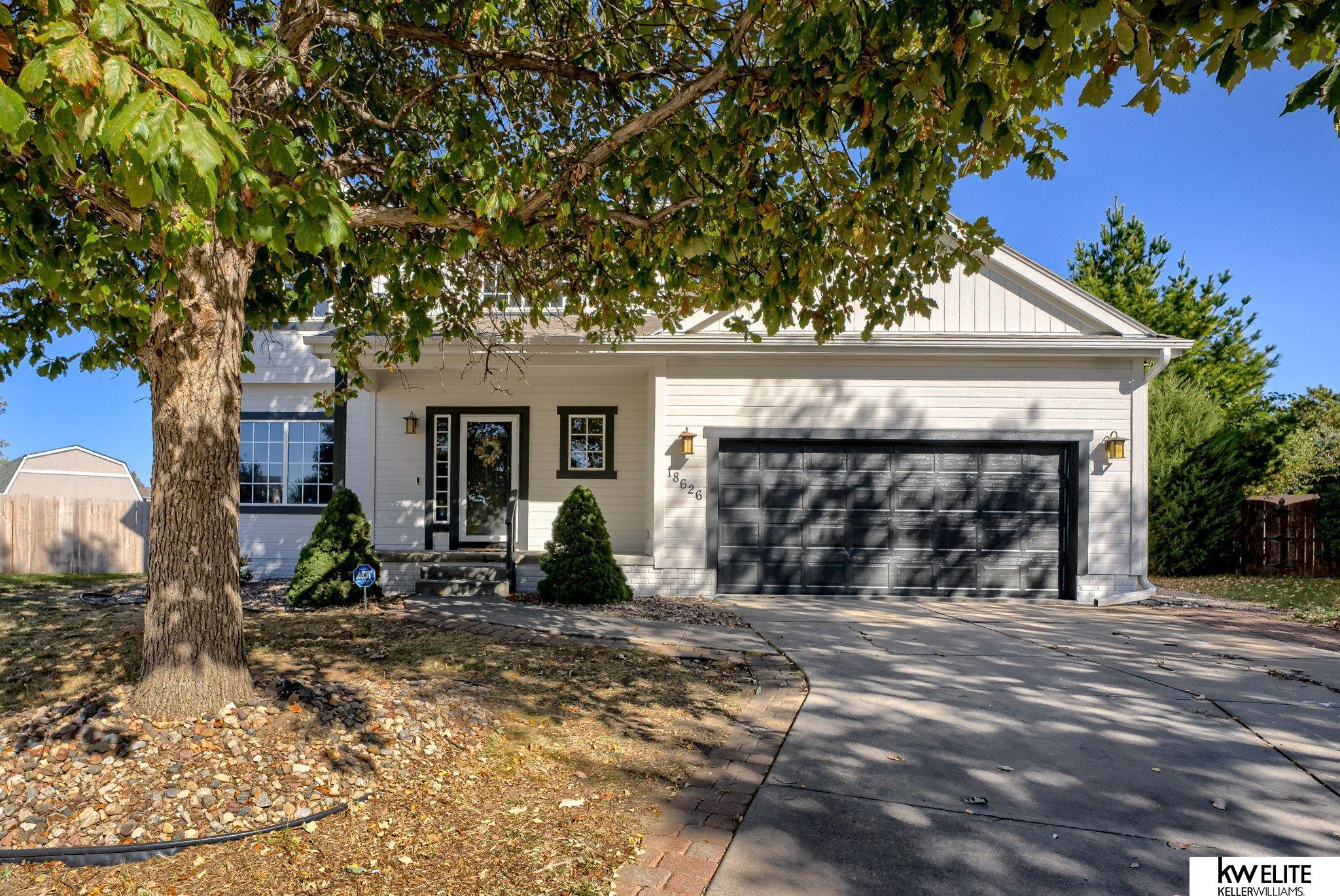 18626 Holmes Circle, For Sale in Omaha Zoocasa