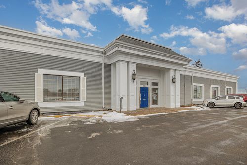 1781 County Road B W, Roseville, MN, 55113-4052 | Card Image
