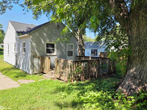 739 6th Ave, Coon Rapids, IA, 50058-1025 | Card Image