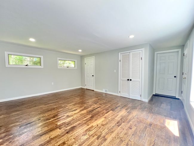 18 Jean Ave, House other with 3 bedrooms, 3 bathrooms and null parking in Norwalk CT | Image 15