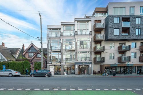 203-1121 Fort St, Victoria, BC, V8V3K9 | Card Image