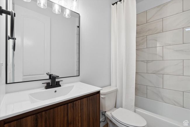 12469 S Patriot Hill Way, House other with 6 bedrooms, 6 bathrooms and 3 parking in Herriman UT | Image 24