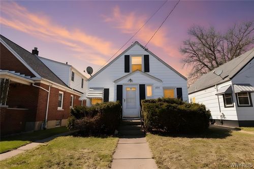 420 25th St, Niagara Falls, NY, 14303-1922 | Card Image