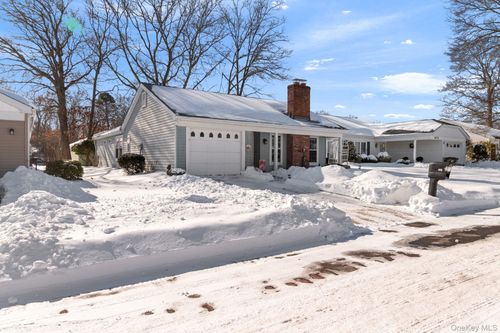 475 Stratford Ln, Ridge, NY, 11961-2043 | Card Image