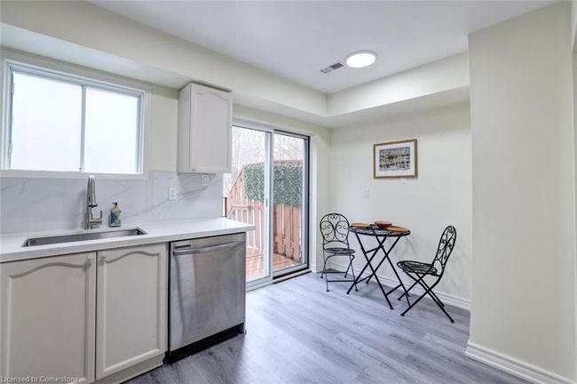 116 - 1050 Bristol Rd W, Townhouse with 3 bedrooms, 3 bathrooms and 2 parking in Mississauga ON | Image 9