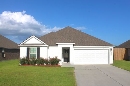 327 Jacey Drive, Thibodaux, LA, 70301 | Card Image