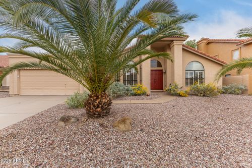 3628 E Summerhaven Dr, Phoenix, AZ, 85044-4521 | Card Image