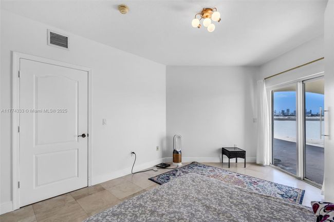 APT-207 - 1627 Sw 37 Th Ave, Condo with 2 bedrooms, 2 bathrooms and null parking in Miami FL | Image 14