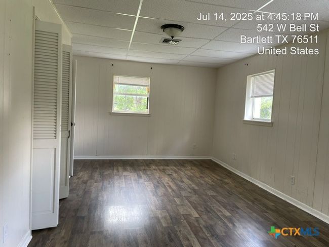 Master Bedroom | Image 9