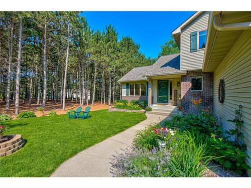 845 Waldroff Farm Rd, Hudson, WI, 54016-7697 | Card Image