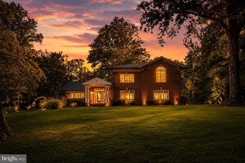 10810 Burbank, POTOMAC, MD, 20854 | Card Image