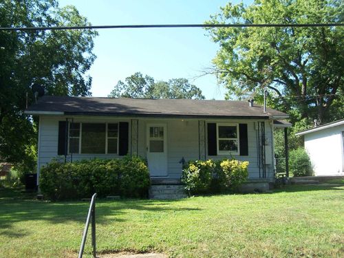 709 Fraser St, Clinton, AR, 72031-7040 | Card Image