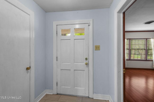 39-web-or-mls-3821 Montrose-37 | Image 34