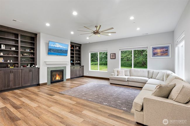15701 264 Th St E, House other with 4 bedrooms, 3 bathrooms and 12 parking in Graham WA | Image 9