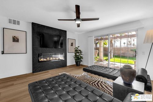 unit-a3-505 S Farrell Dr, Palm Springs, CA, 92264-8004 | Card Image