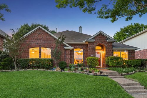915 Rutgers Ct, Allen, TX, 75002-5280 | Card Image