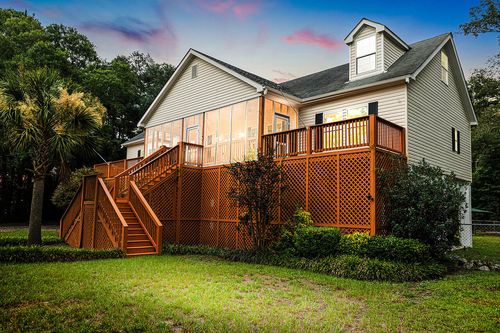 197 Hideaway Dr, Ridgeville, SC, 29472-5932 | Card Image