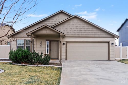 3865 S Windy Ridge Dr, Nampa, ID, 83686-4945 | Card Image