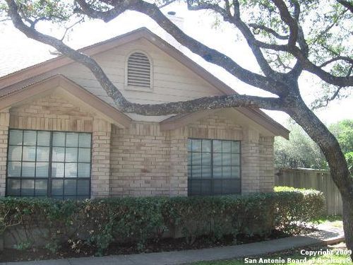 apt-c-12402 Autumn Vista St, San Antonio, TX, 78249-2555 | Card Image