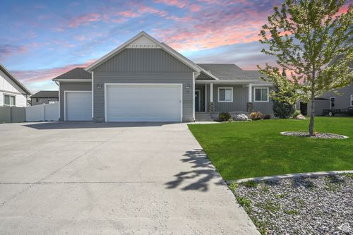 590 N Cherry Ridge Ln, Richmond, UT, 84333-6703 | Card Image