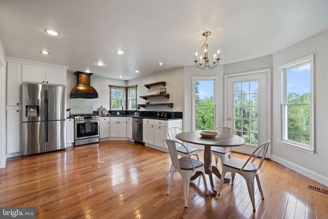 5722 Pond View Ln, House other with 4 bedrooms, 4 bathrooms and null parking in Broad Run VA | Image 25