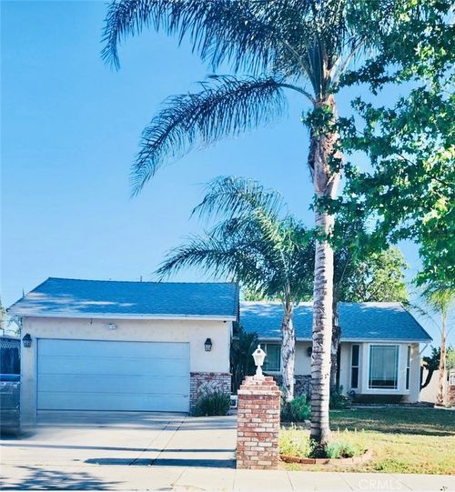 20554 Valerio St, Winnetka, CA, 91306-2830 | Card Image