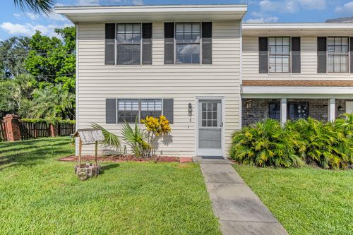 3118 Manor Dr Ne, Palm Bay, FL, 32905-3153 | Card Image