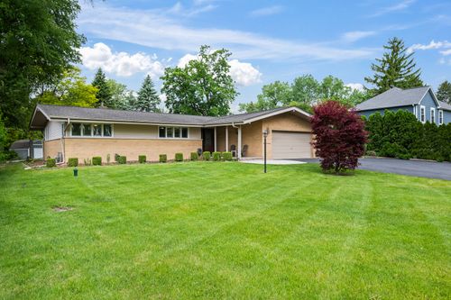 16 S Maple Ln, Prospect Heights, IL, 60070-2532 | Card Image