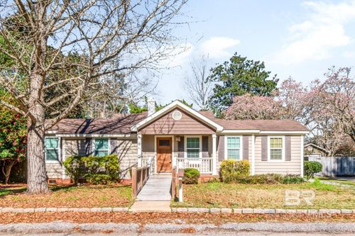 10 Hathaway Rd S, Mobile, AL, 36608-1948 | Card Image