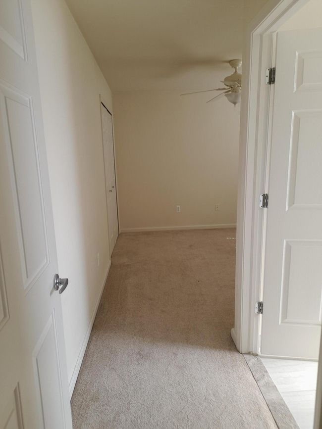 5812 Acorn Ln, Condo with 2 bedrooms, 2 bathrooms and null parking in Sterling Heights MI | Image 12